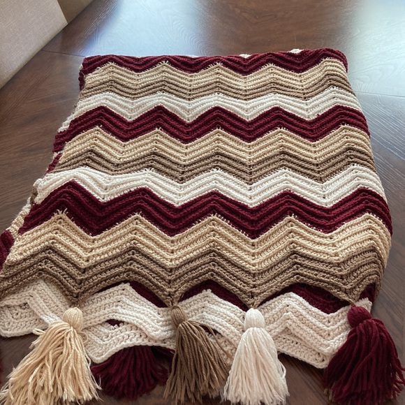 Brand New Custom Made Throw Blanket - Picture 3 of 8